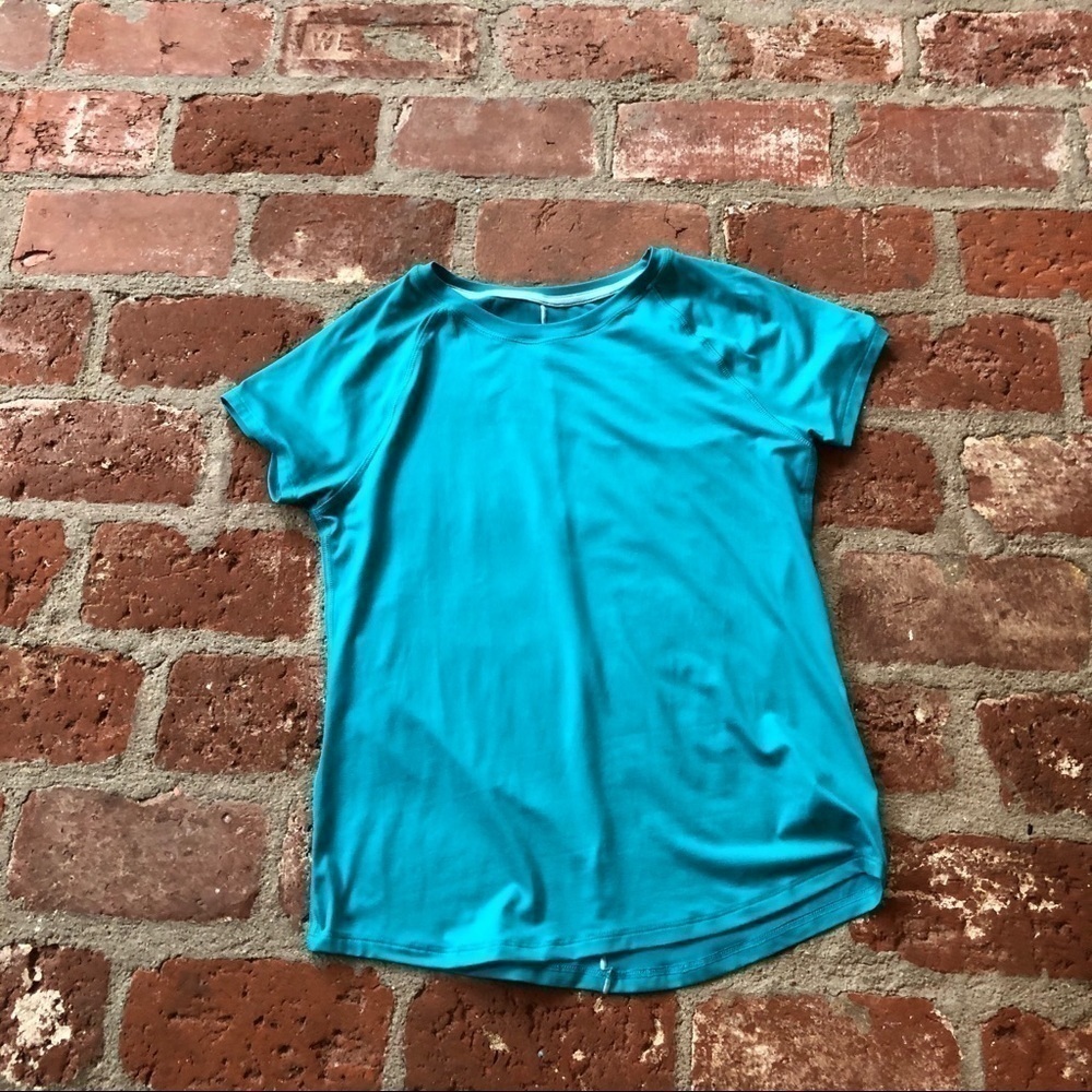 Champion size Small turquoise T-shirt